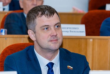 Депутаты приняли в первом чтении бюджет Оренбуржья 